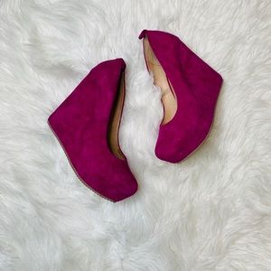 Aldo Wedges Fuchsia Women’s Size 9